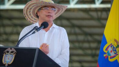 Photo of Petro lamenta asesinato del senador Miguel Uribe Turbay y pide respetar la vida por encima de cualquier ideología