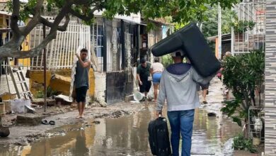 Photo of Santa Marta colapsa tras aguacero histórico: más de 60 barrios afectados y Petro ordena presencia total del Gobierno