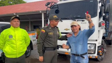 Photo of Policía recuperó y devolvió a su dueño el camión que tres delincuentes le habían robado en Bolívar