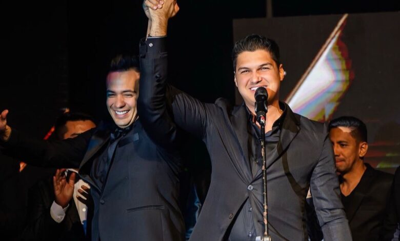 Photo of Elder Dayán Díaz y La Máquina arrasan en los Upar Awards 2026