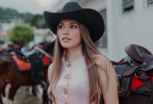 Photo of [Crónica] Isabel Barrios Alfaro, la niña que creció entre tradiciones y hoy es reina de las corralejas en San Juan